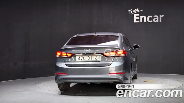 Hyundai AD 2016 thumb 8