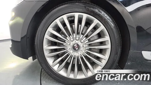 Kia K9 2019 thumb 4