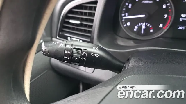 Hyundai Avante 2017 thumb 2