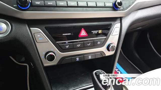 Hyundai Avante 2017 thumb 7
