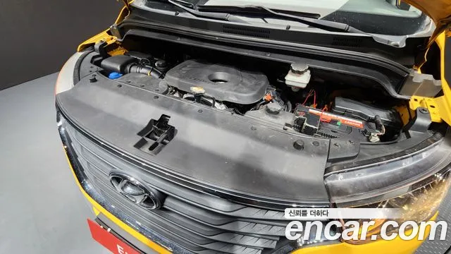 Hyundai Staria 2019 thumb 4