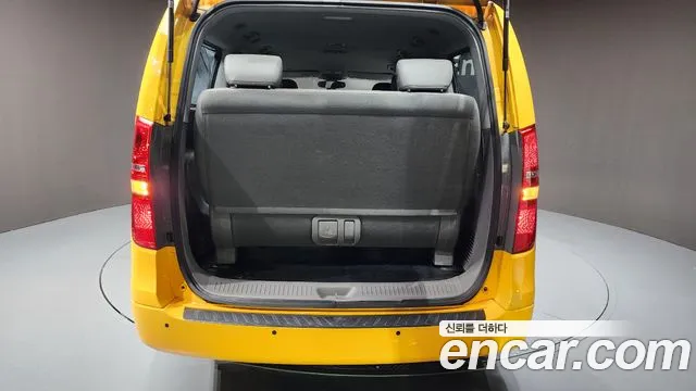 Hyundai Staria 2019 thumb 12