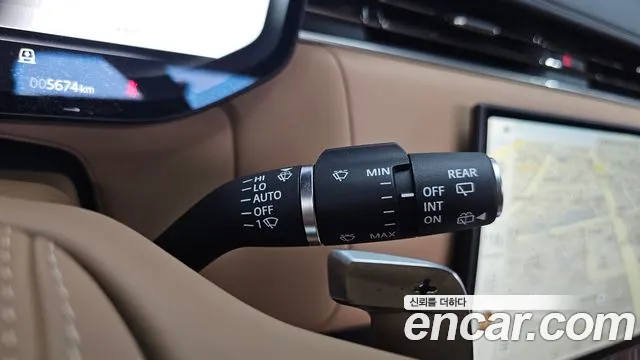 Land Rover Range Rover 2026 thumb 11