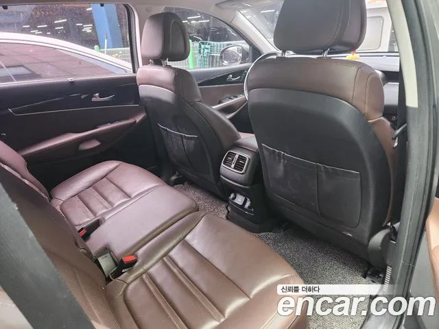 Kia Sorento 2015 thumb 9