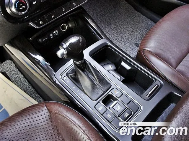 Kia Sorento 2015 thumb 10