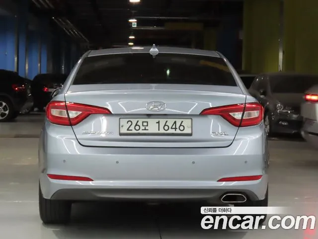 Hyundai LF 2014 thumb 6