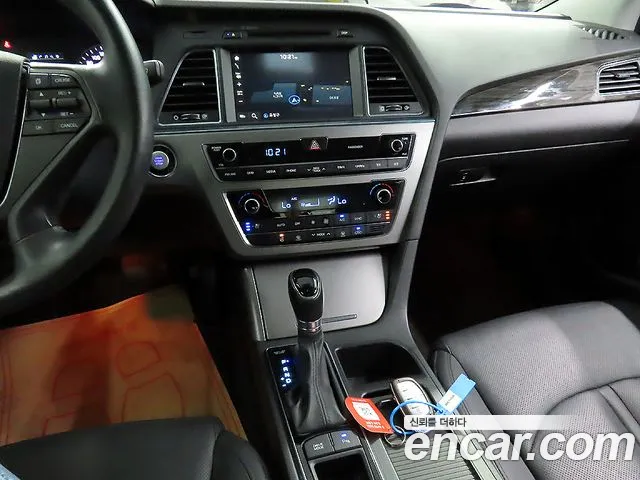 Hyundai LF 2014 thumb 9