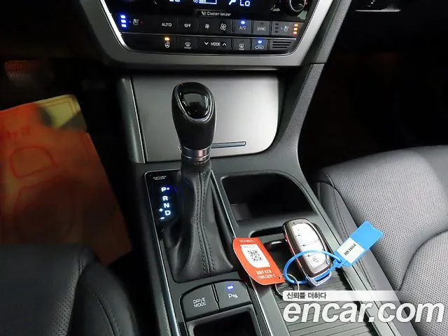 Hyundai LF 2014 thumb 12