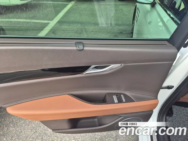 Genesis G80 2021 thumb 2