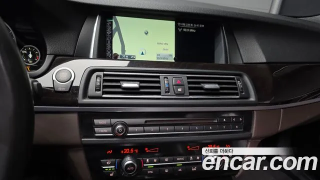 BMW 5 серии 2016 thumb 5