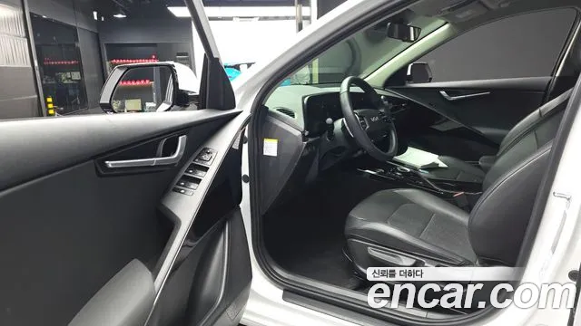 Kia Niro 2022 thumb 10