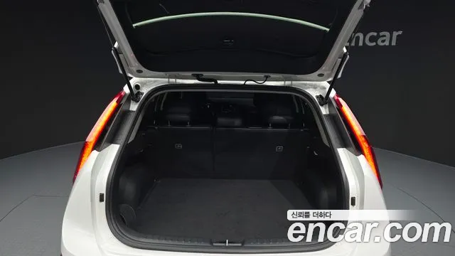 Kia Niro 2022 thumb 3