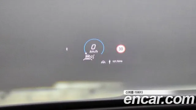 Mercedes-Benz E-Класс 2023 thumb 7