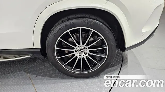 Mercedes-Benz E-Класс 2023 thumb 11