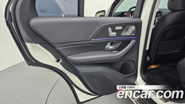 Mercedes-Benz E-Класс 2023 thumb 4