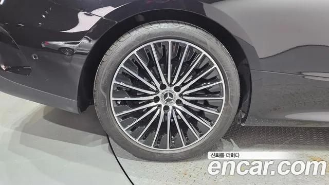 Mercedes-Benz CLE-Class 2024 thumb 6