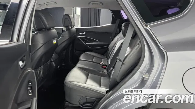 Hyundai Santafe 2017 thumb 7