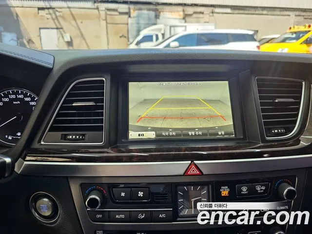 Hyundai Genesis 2015 thumb 8