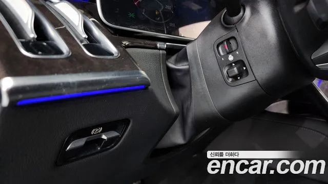 Mercedes-Benz S-Class 2021 thumb 10