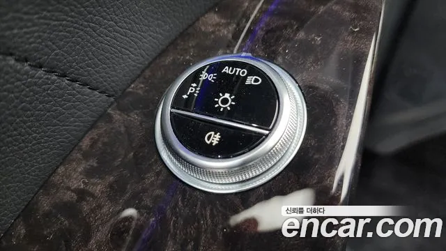 Mercedes-Benz S-Class 2021 thumb 7