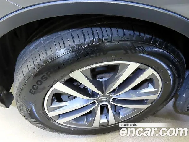 Renault QM6 2017 thumb 7