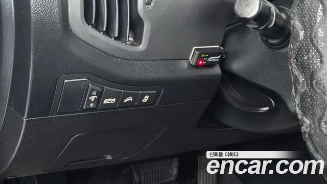 Kia Sportage 2011 thumb 10