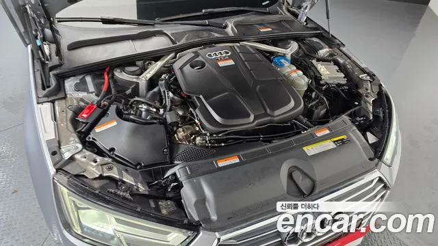 Audi A4 2018 thumb 10