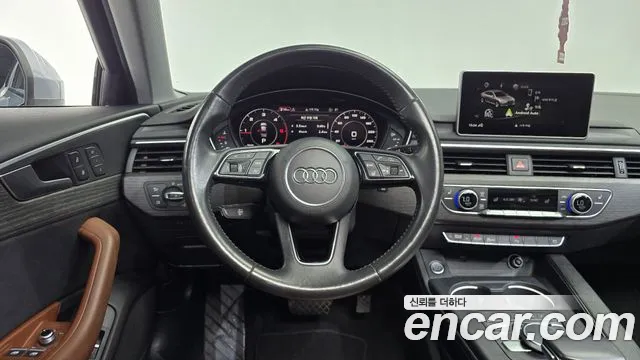 Audi A4 2018 thumb 2