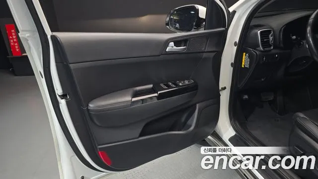 Kia Sportage 2018 thumb 9