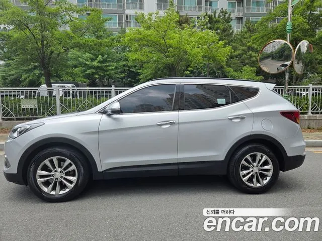 Hyundai Santafe 2017 thumb 8