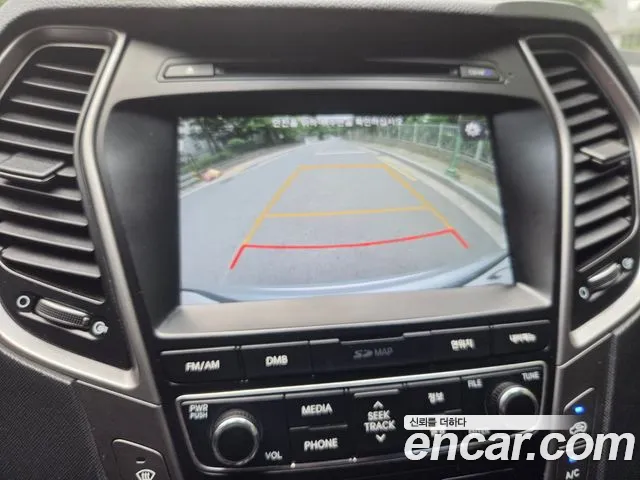 Hyundai Santafe 2017 thumb 7