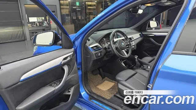 BMW X1 2017 thumb 5