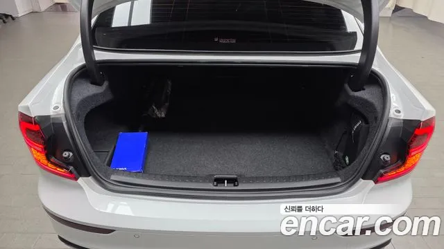 Volvo S60 2021 thumb 4