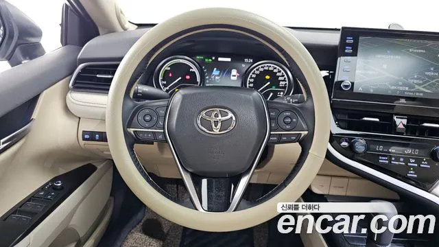 Toyota Camry 2024 thumb 11