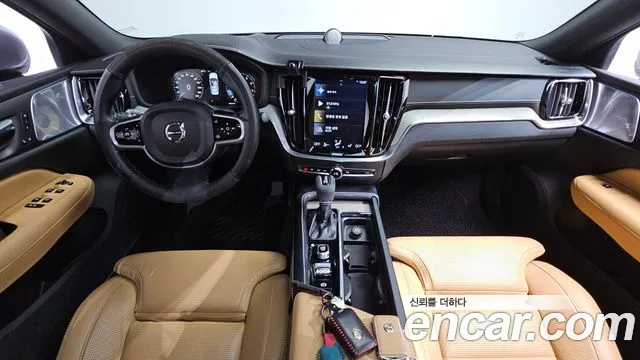 Volvo S60 2019 thumb 7