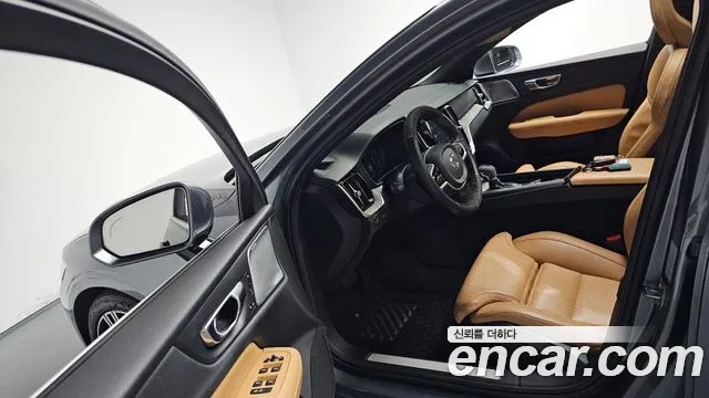 Volvo S60 2019 thumb 10