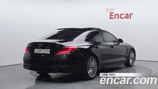 Genesis G70 2019 thumb 11