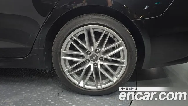Genesis G70 2019 thumb 7