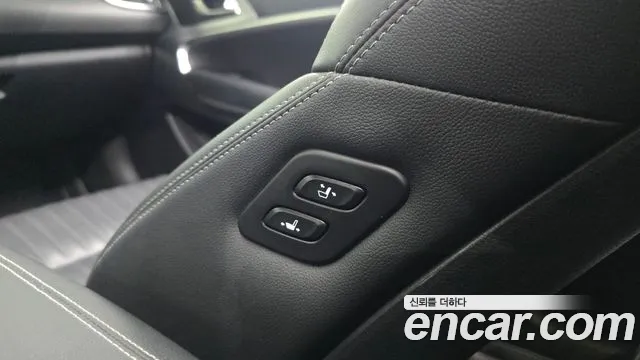 Genesis G70 2019 thumb 8