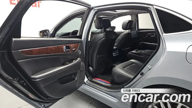 Hyundai Equus 2015 thumb 2