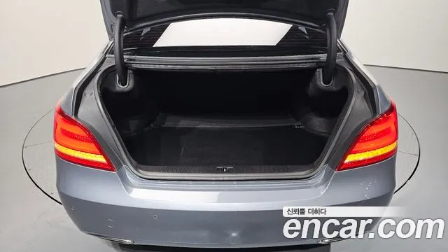 Hyundai Equus 2015 thumb 5