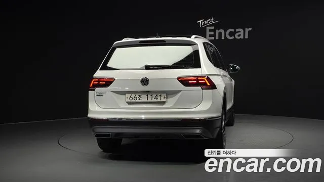 Volkswagen Tiguan Allspace 2018 thumb 8