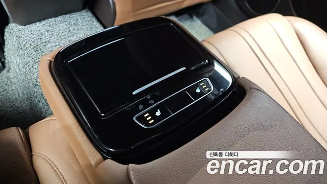 Genesis G80 2022 thumb 11