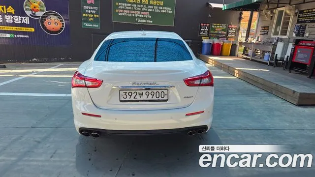 Maserati Ghibli 2018 thumb 2