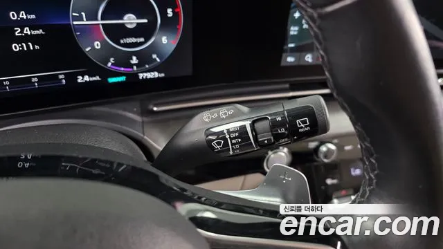 Kia Carnival 2021 thumb 11