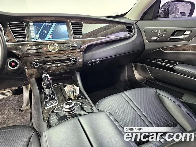 Kia K9 2015 thumb 4