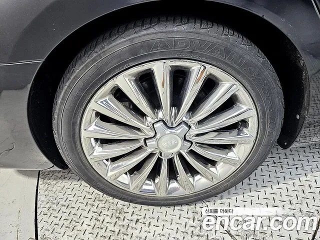 Kia K9 2015 thumb 8