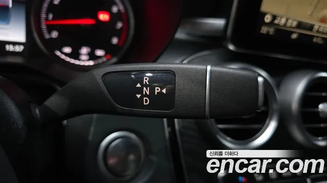Mercedes-Benz GLC 2019 thumb 7