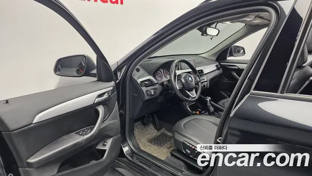 BMW X1 2016 thumb 4