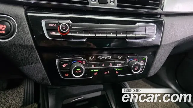 BMW X1 2016 thumb 6